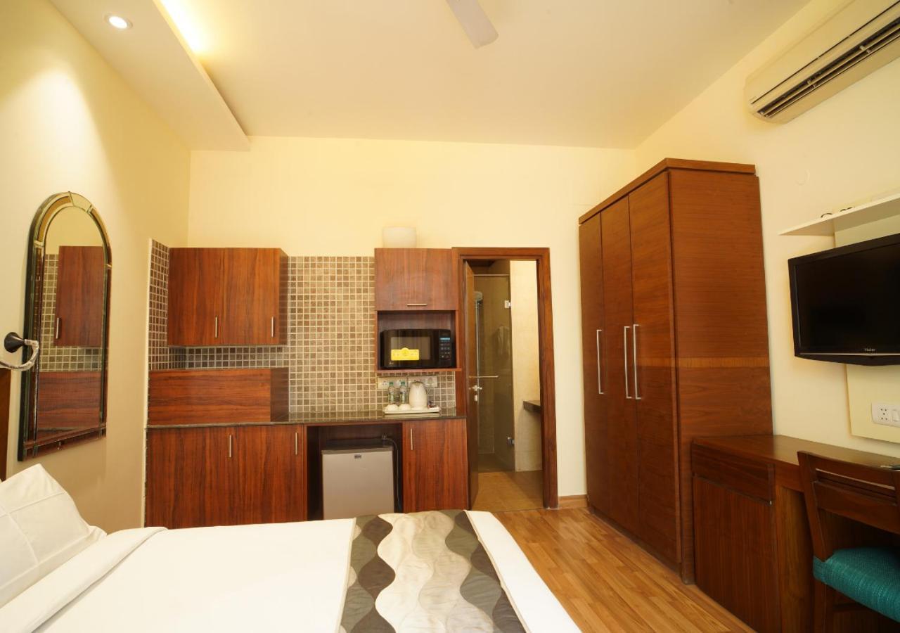 Uds Villa Scandinavian B&B - Next To Vfs New Delhi Exteriör bild