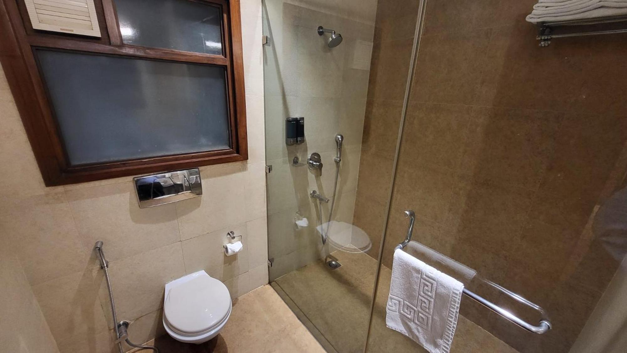Uds Villa Scandinavian B&B - Next To Vfs New Delhi Exteriör bild